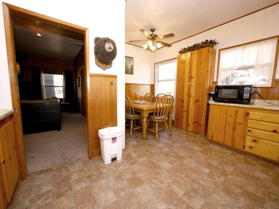 Green Cabin In Big Bear Lake 3 Bdr Pets Friendly Big Bear City Extérieur photo